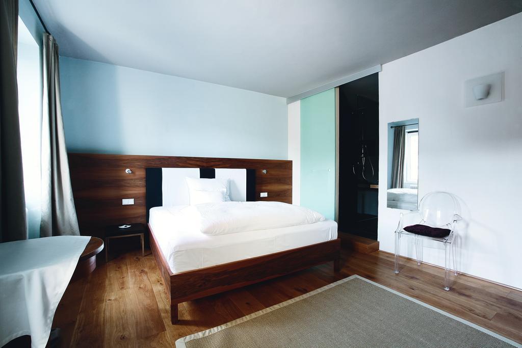 Fruehstueckshotel Im Goldschmiedehaus Grieskirchen Δωμάτιο φωτογραφία